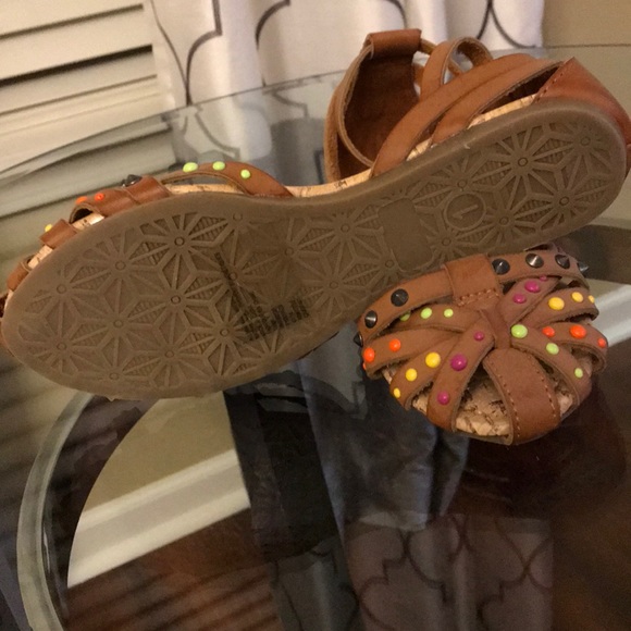 Girls Sandals - Picture 2 of 2